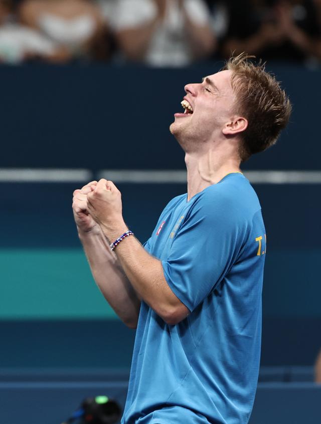 也给予了球 也给予了球