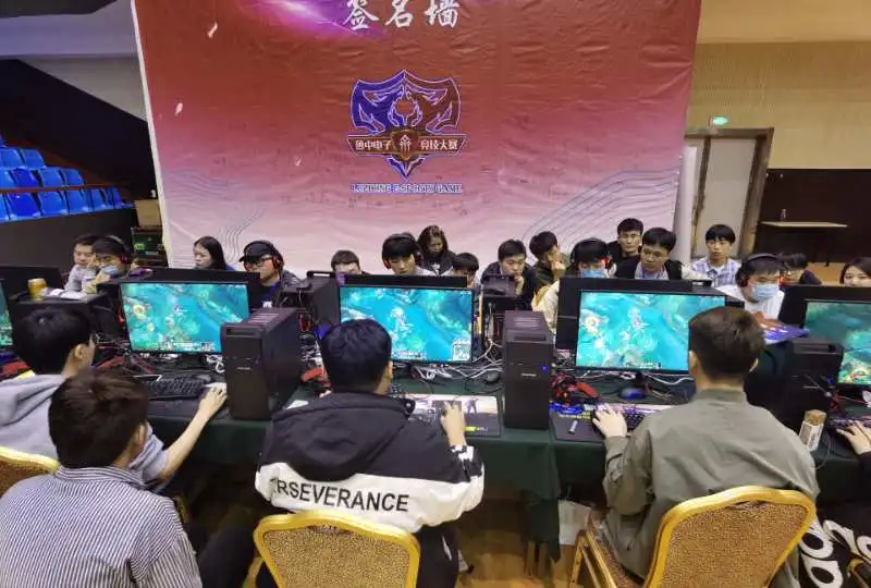 更是信心的 更是信心的