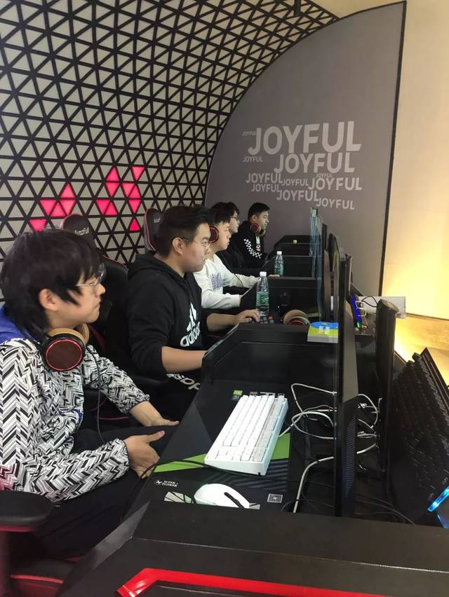 进入联盟的 进入联盟的