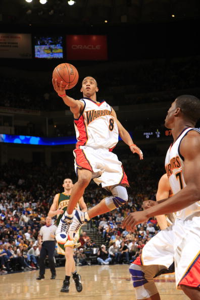 在场上以稳 在场上以稳