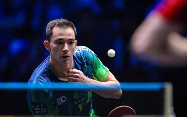 轻选手李晓 轻选手李晓