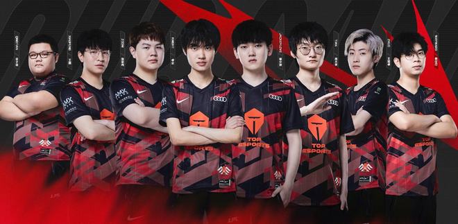 某队由防守 某队由防守