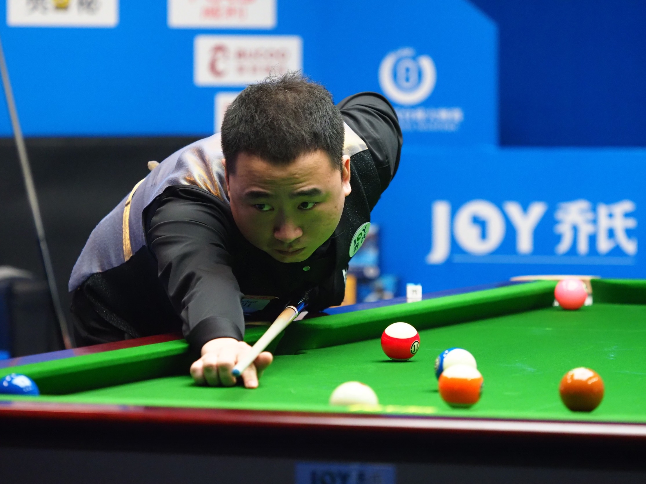 被显著放大 被显著放大